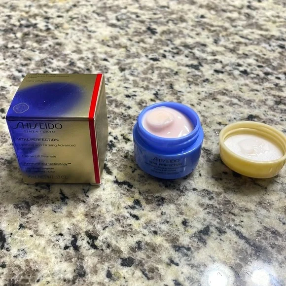 NIB Vital Perfection Uplifting and Firming Cream - Picture 2 of 3